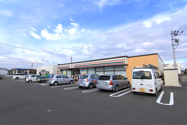 コンビニ　セブンイレブン松山古川北１丁目店（コンビニ）まで270m