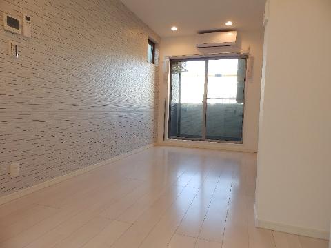 居室・リビング　室内