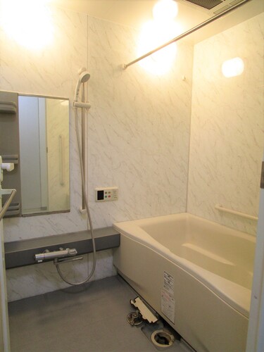 バス・シャワールーム　浴室（前回募集時／2020年5月撮影）