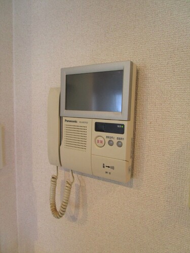 セキュリティ　モニター付きインターホン（前回募集時／2020年5月撮影）