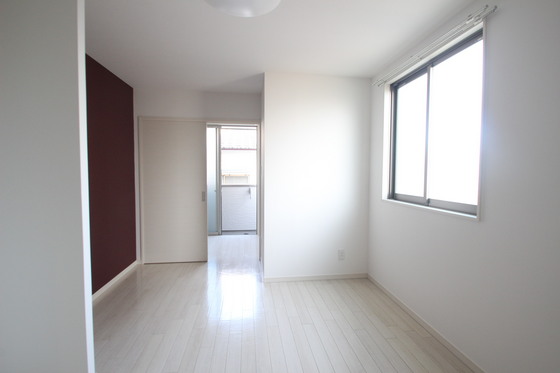 居室・リビング　※別部屋の写真です