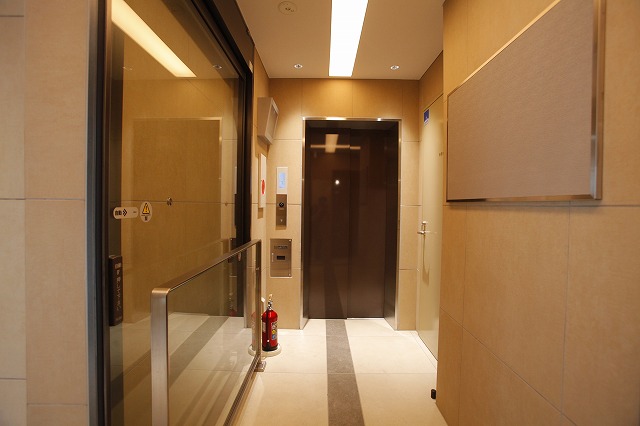 ロビー　ロビー