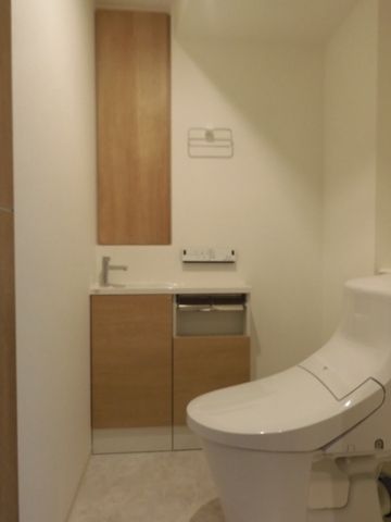 トイレ　トイレ