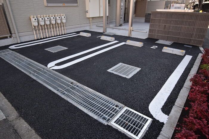 駐車場　駐車場