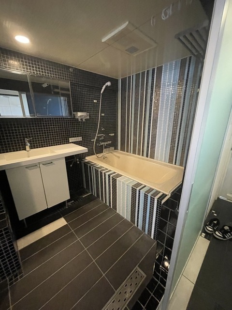 バス・シャワールーム