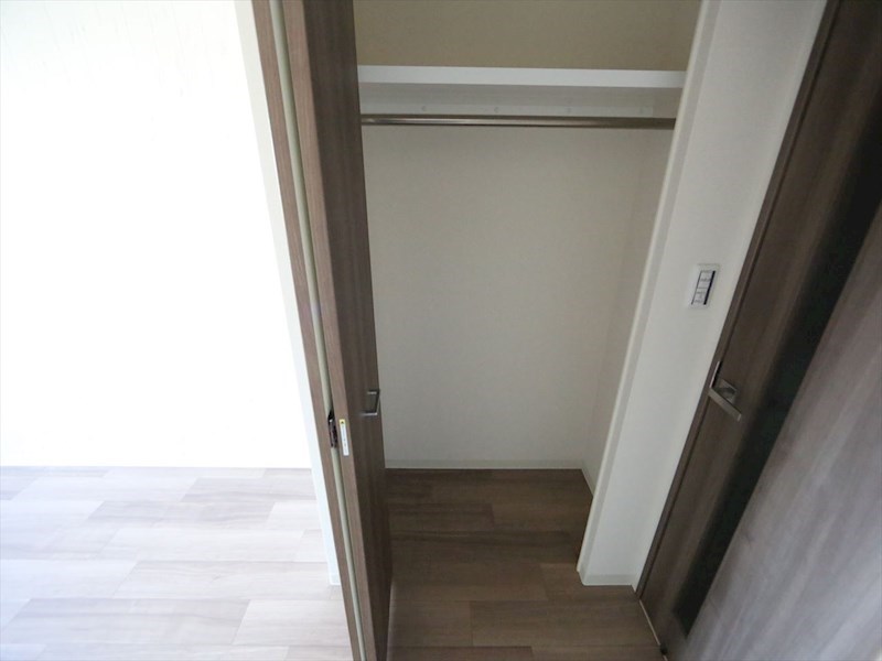 玄関　クローゼット（収納充実してます）