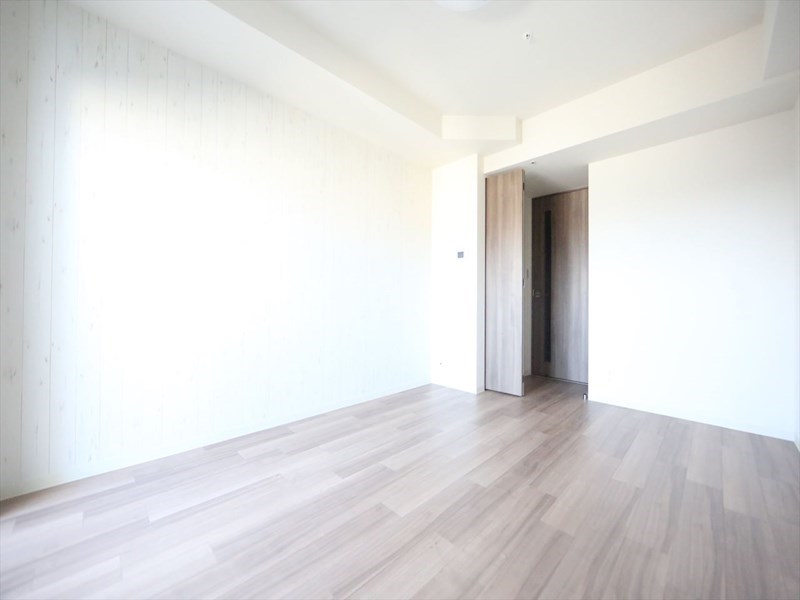 居室・リビング　洋室8帖　クローゼット付（収納充実してます）