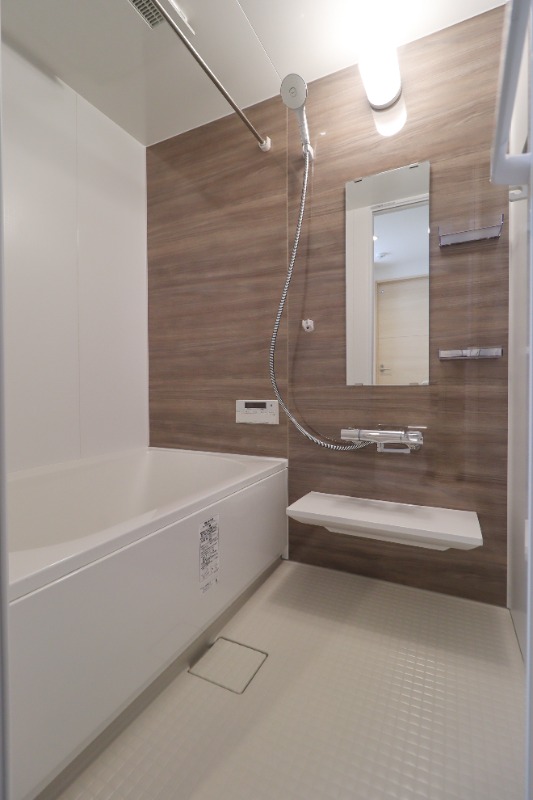 バス・シャワールーム　図面と現状に相違がある場合には現状を優先