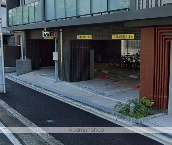 駐車場　駐車場