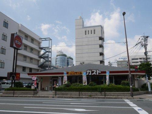 飲食店　ガスト 東比恵店（飲食店）まで468m