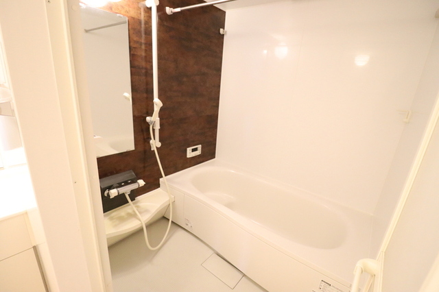 バス・シャワールーム　一坪風呂　２０１