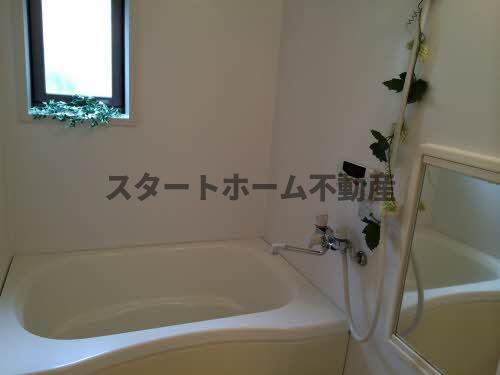 バス・シャワールーム　お風呂で日々の疲れを落としましょう