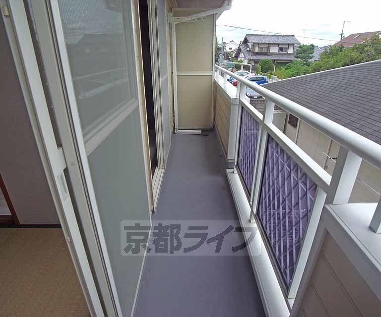 バルコニー　洗濯物はこちらで干しましょう