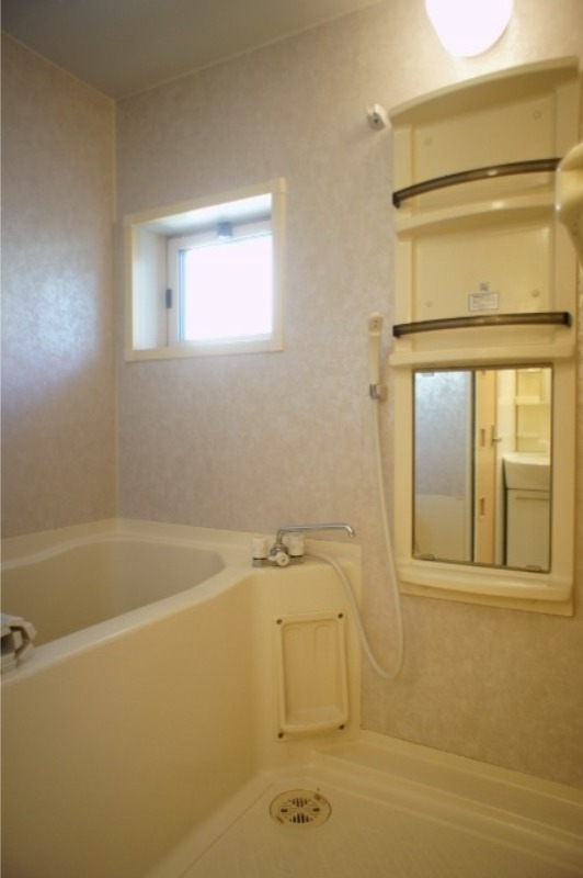 バス・シャワールーム　図面と現状に相違がある場合には現状を優先