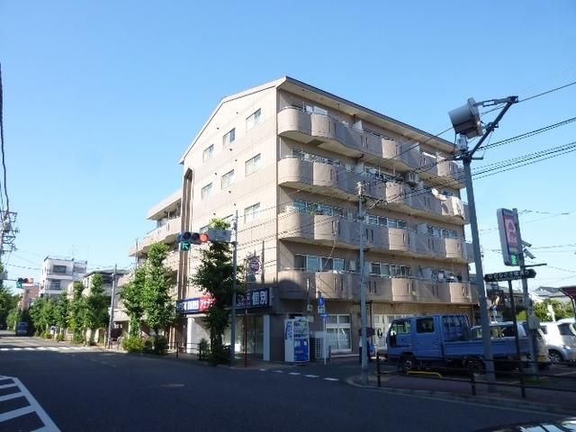 建物外観　ＲＣ造５階建て