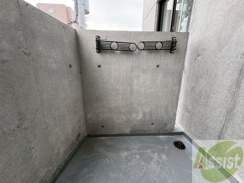 バルコニー　バルコニーです。洗濯物を干したり一息ついたりできますね！