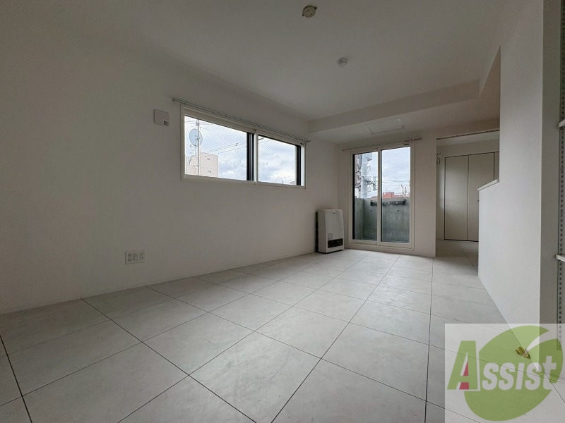 居室・リビング　広々としたリビングですね。使い勝手がよさそうですね！