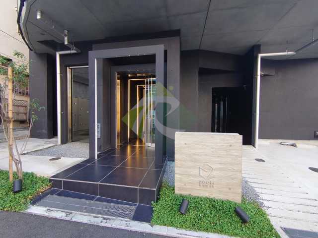 エントランス　ZOOM新宿夏目坂