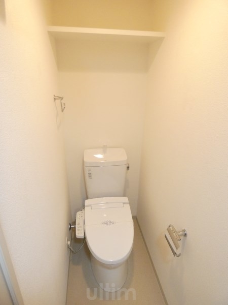 トイレ　別の部屋の写真