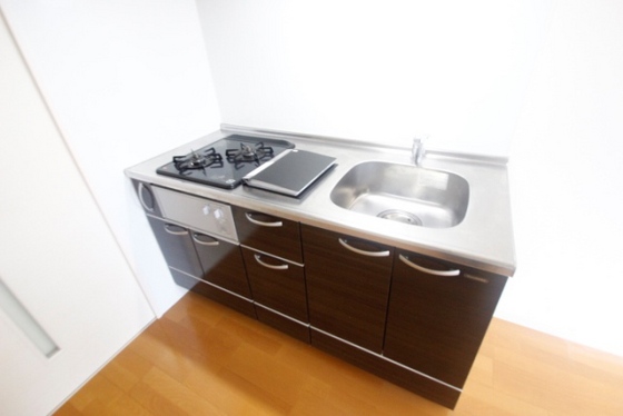キッチン　※別部屋の写真です