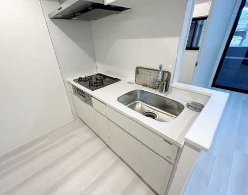 キッチン　別部屋参考写真です