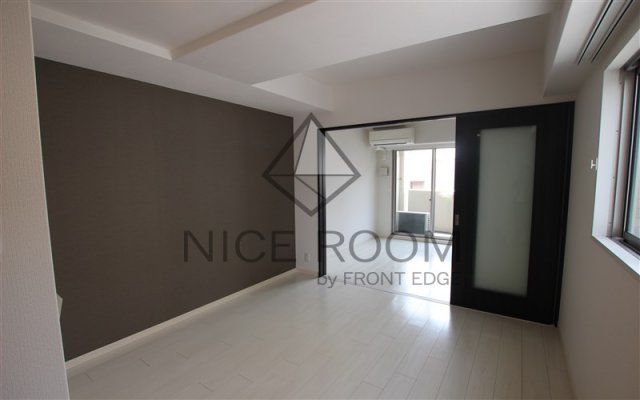 居室・リビング　レオンコンフォート大手通　リビング