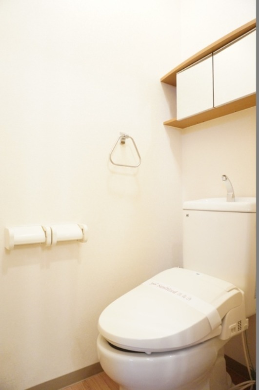 トイレ　図面と現状に相違がある場合には現状を優先