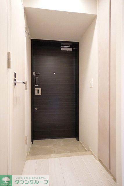 玄関　※写真は同タイプ住戸です。