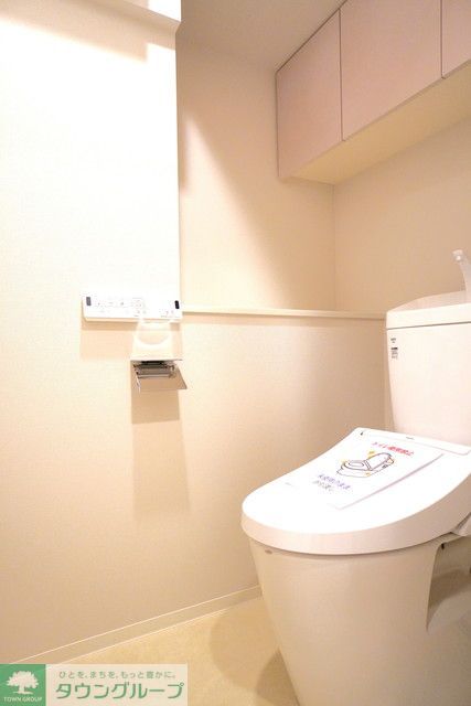 トイレ　※写真は同タイプ住戸です。