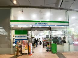 コンビニ　ファミリーマート 中之島三井ビルディング店（コンビニ）まで349m