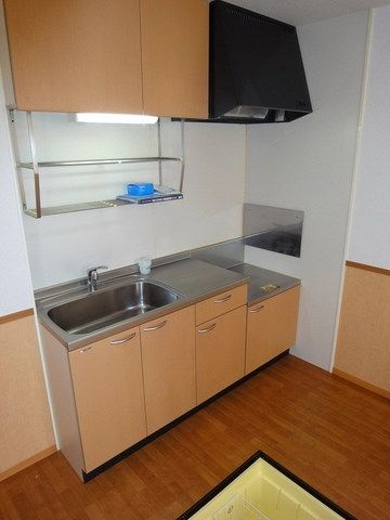 キッチン　床下収納庫付き　2口コンロ設置可