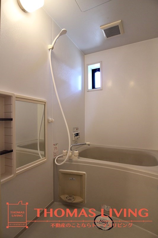 バス・シャワールーム　実際の写真を準備中の為、同じ建物の別室写真です。参考下さい。