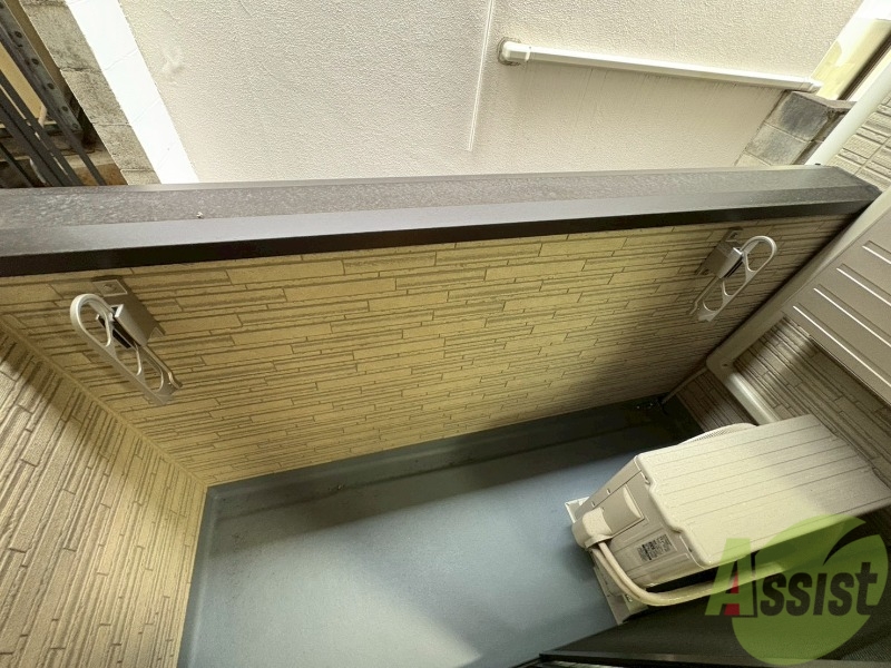 バルコニー　バルコニーは外干しが可能となっております。