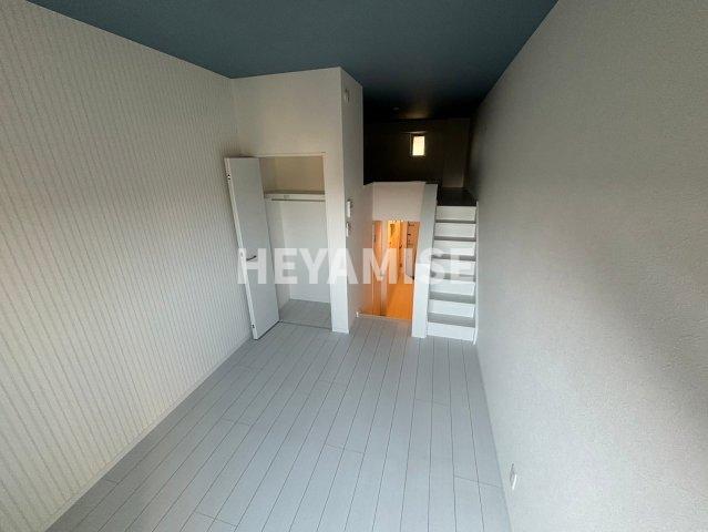 居室・リビング　※室内画像は別号室のもの