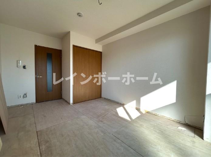 居室・リビング　別部屋参考写真です。