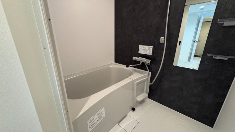 バス・シャワールーム　バスルーム