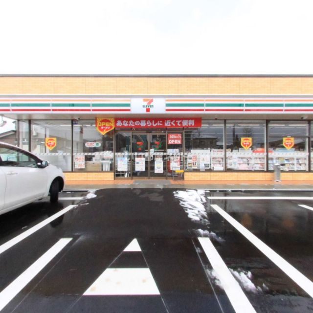コンビニ　セブンレブン　長岡宮関店（コンビニ）まで459m