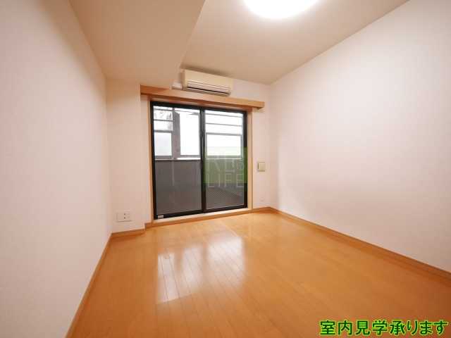 居室・リビング　ルーブル早稲田弐番館