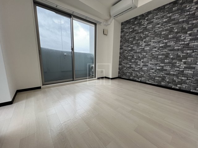 居室・リビング　BLUE西長堀（ブルー西長堀）　洋室