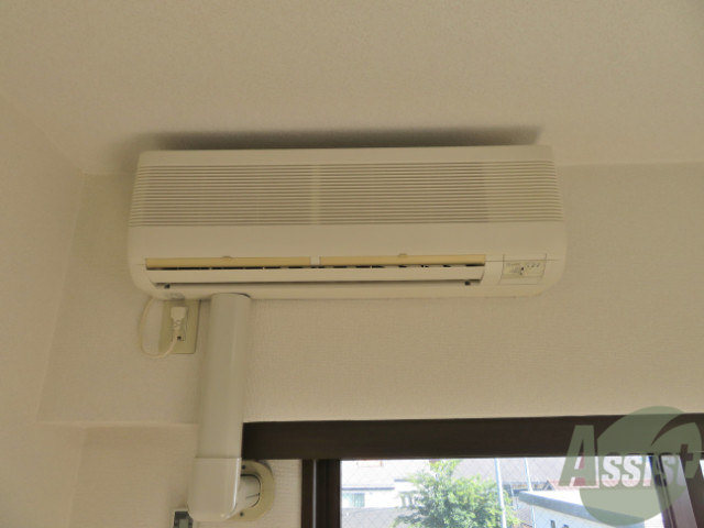 その他設備　ちゃんとエアコンもついているので、安心してくださいね。