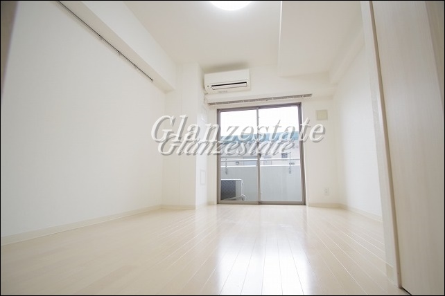 居室・リビング　≪広々としたリビング≫