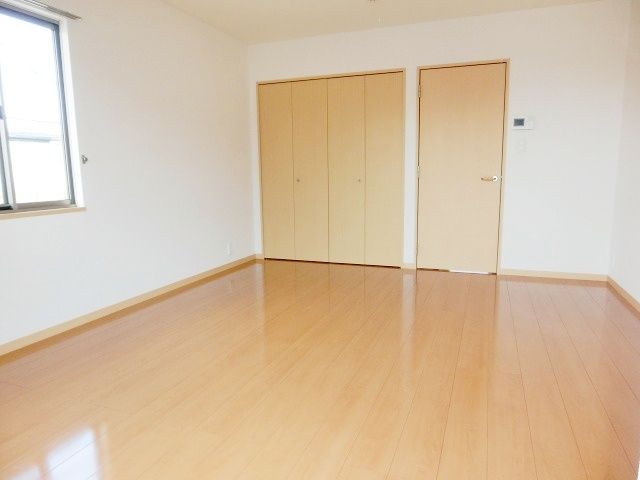 居室・リビング　９帖の広い居室