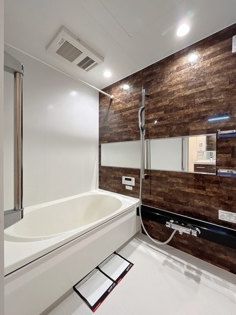 バス・シャワールーム