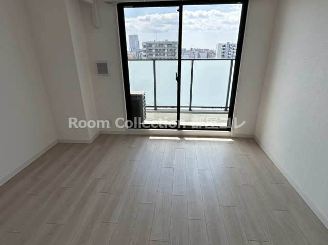 居室・リビング　※同物件他部屋写真 反転、色違いの場合有 現況優先