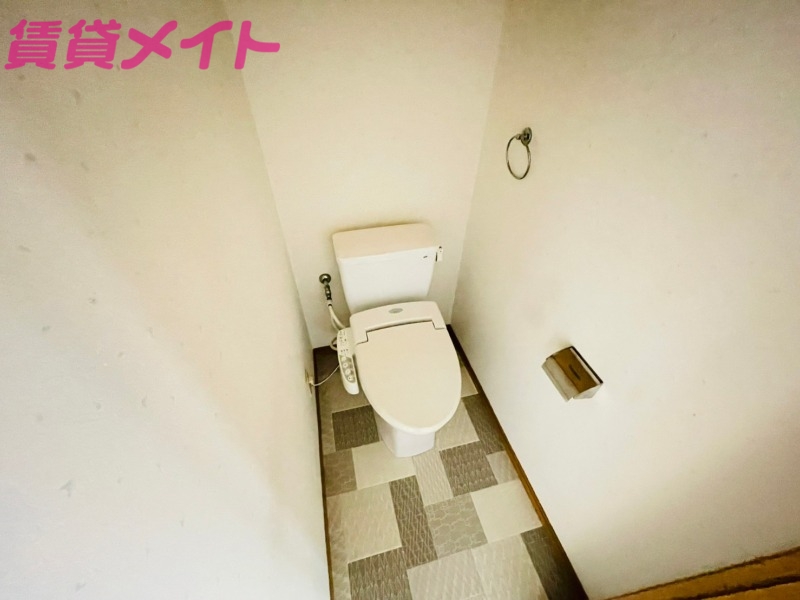 トイレ　※同タイプ別部屋写真