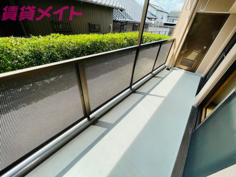 バルコニー　※同タイプ別部屋写真