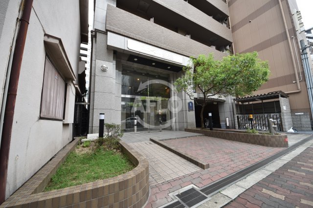 エントランス　ユニーブル靭公園　エントランス