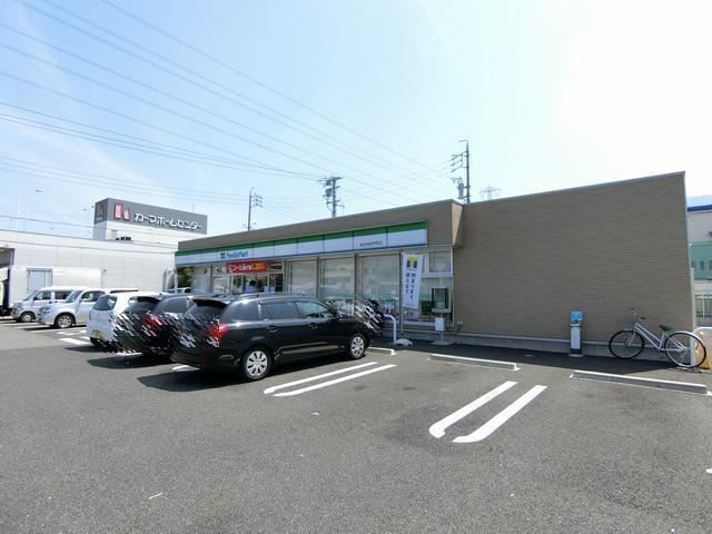コンビニ　ファミリーマート春日井松河戸町店（コンビニ）まで462m
