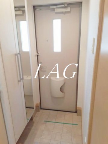 玄関　玄関です。