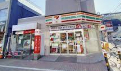 コンビニ　セブンイレブン 杉並西永福駅前店（コンビニ）まで309m